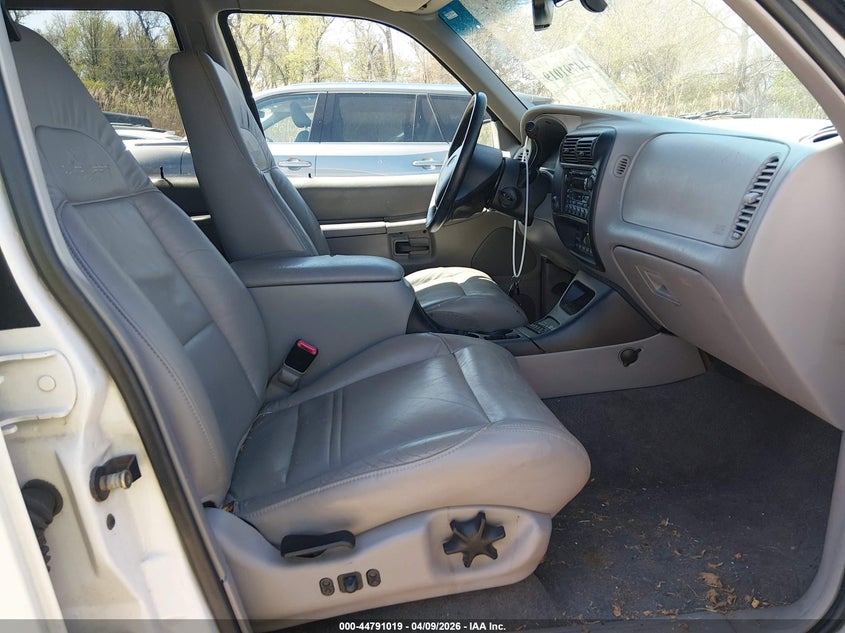 2000 Mercury Mountaineer