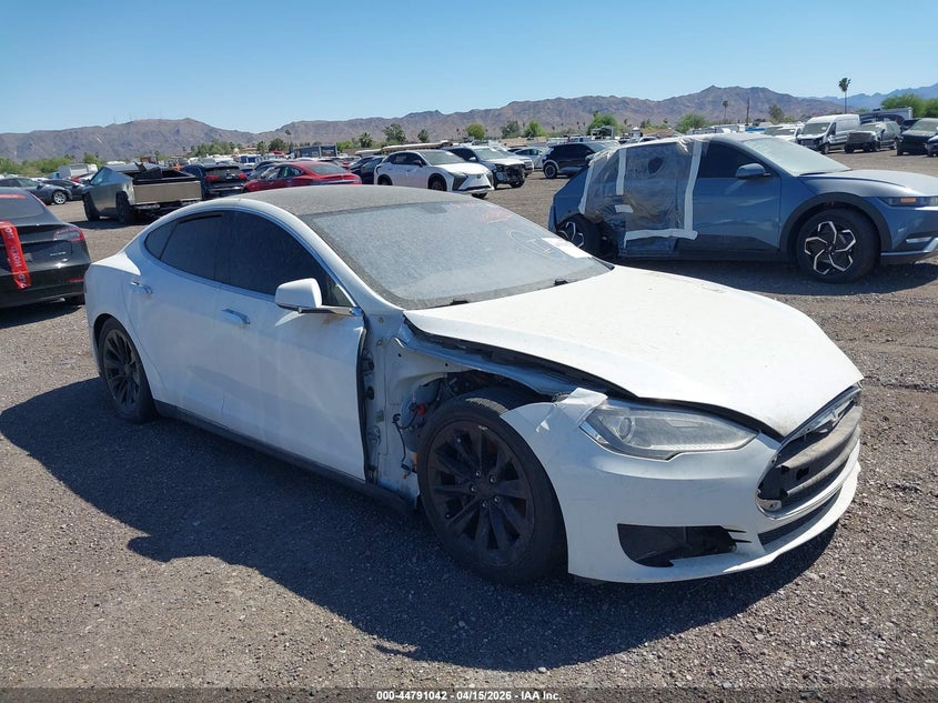 2013 Tesla Model S Performance