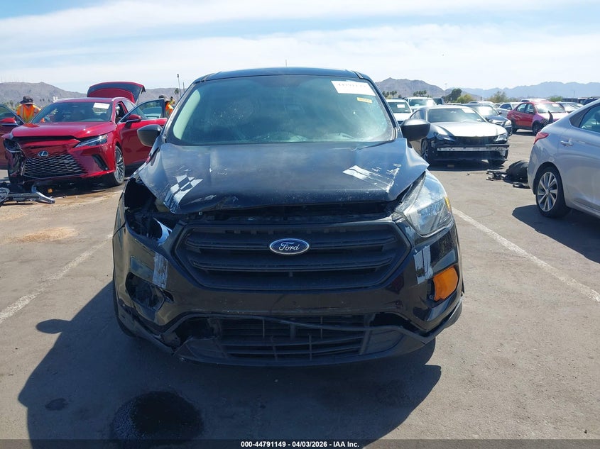 VIN 1FMCU0F79KUC28091 2019 FORD ESCAPE S
