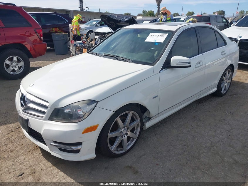 2012 MERCEDES-BENZ C 250 — zdjęcie 2