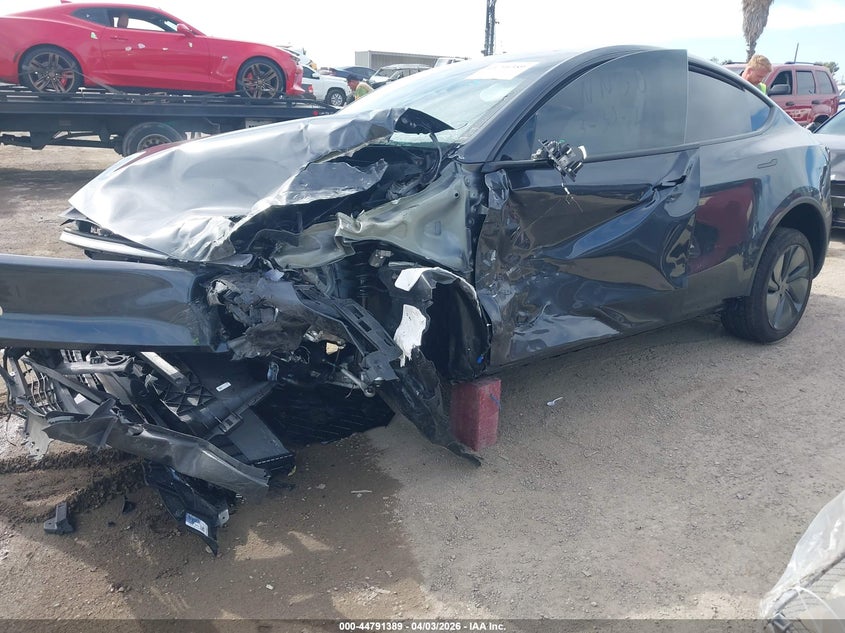 Vin: 7saygded9tf404182, lot: 45288647, tesla model y premium rear-wheel drive/standard rear-wheel drive 20262