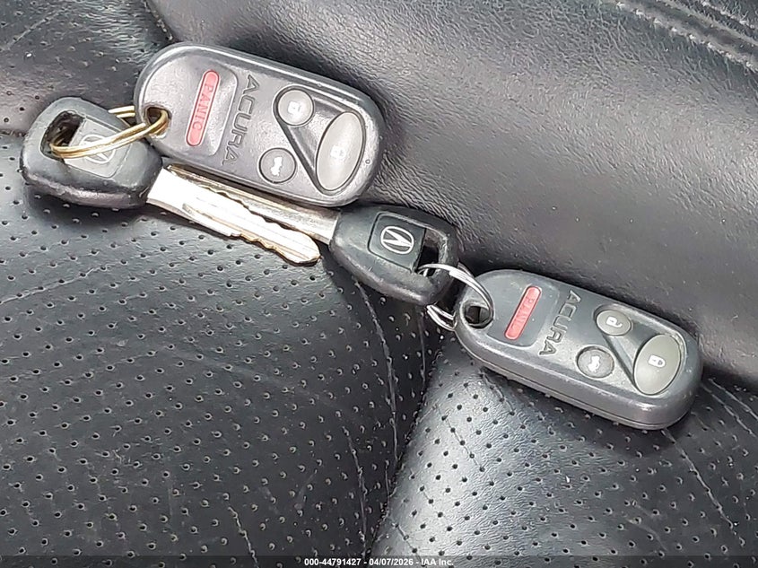 2001 Acura Cl 3.2 Type S VIN: 19UYA42601A021811 Lot: 44791427