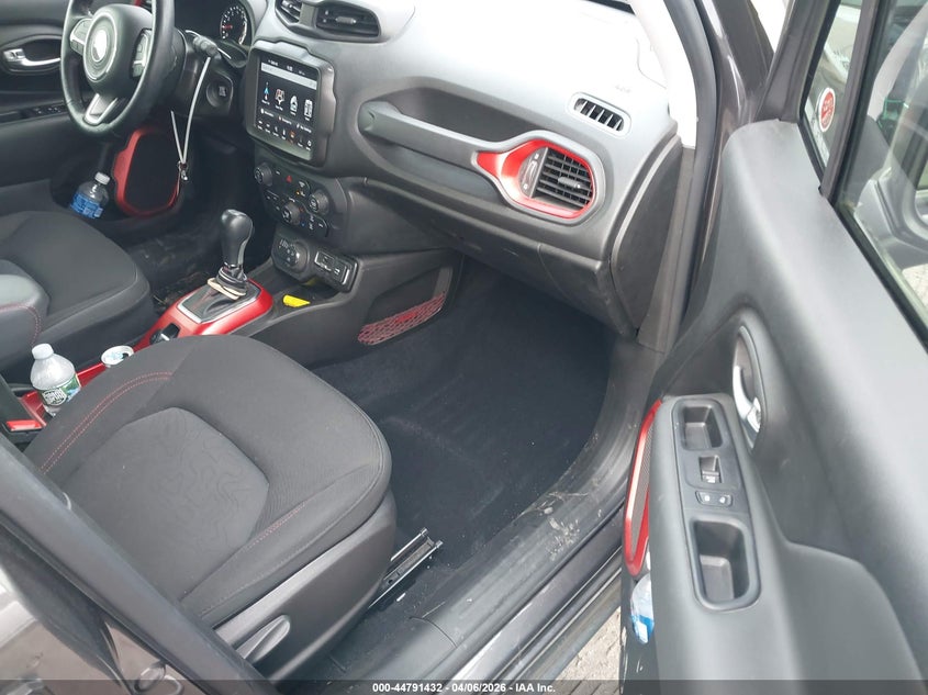 2021 Jeep Renegade Trailhawk 4X4