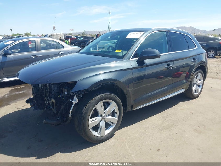 2018 Audi Q5 2.0T Premium/2.0T Tech Premium