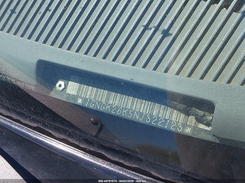 1992 Chevrolet Suburban K2500 VIN: 1GNGK26K5NJ322123 Lot: 44791574