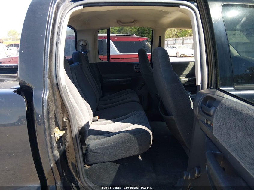 2004 Dodge Dakota Sport/Sxt VIN: 1D7HG38K74S522601 Lot: 44791618