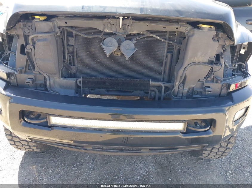 2011 Ram Ram 2500 Laramie VIN: 3D7TT2CTXBG549988 Lot: 44791633