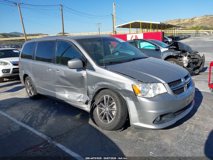 2017 DODGE GRAND CARAVAN SXT