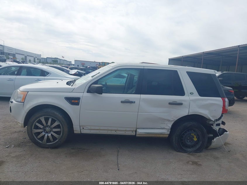 2008 Land Rover Lr2 Hse VIN: SALFR24NX8H105197 Lot: 44791665