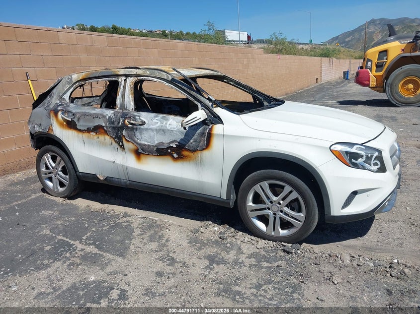 2017 Mercedes-Benz Gla 250 4Matic VIN: WDCTG4GB5HJ337819 Lot: 44791711