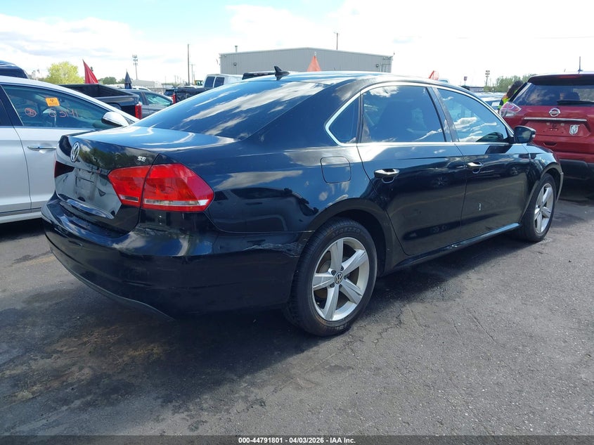 2012 Volkswagen Passat 2.5L Se
