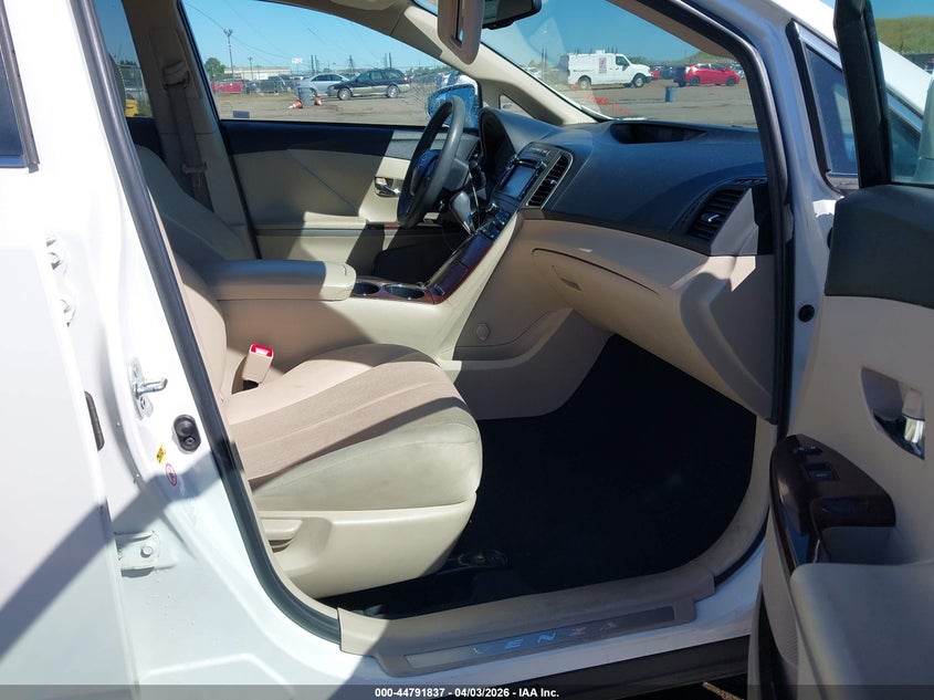 2013 Toyota Venza Le V6