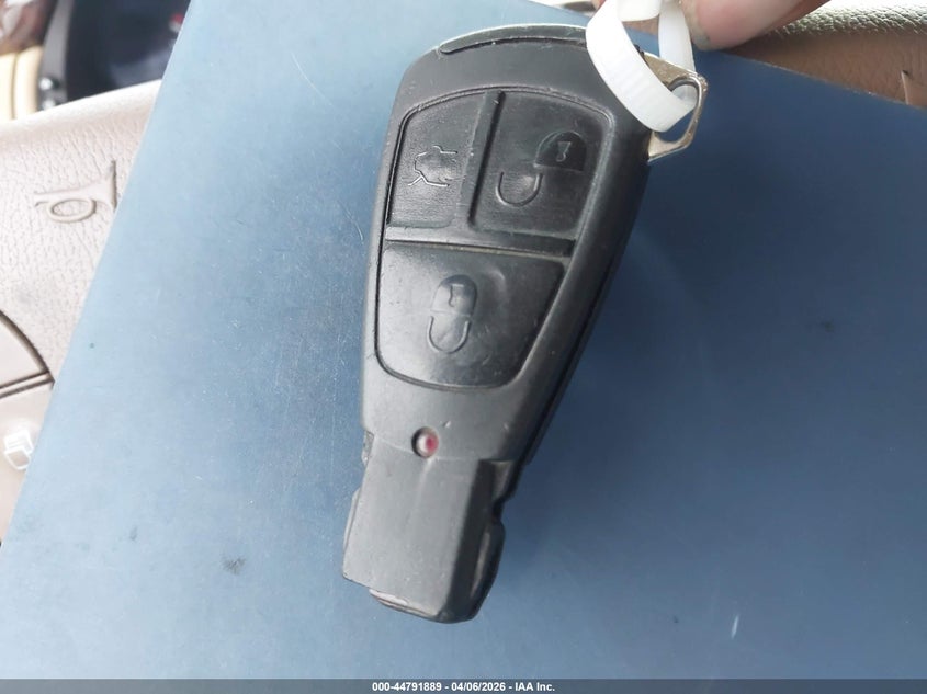 2000 Mercedes-Benz E 320 VIN: WDBJF65J2YB145918 Lot: 44791889