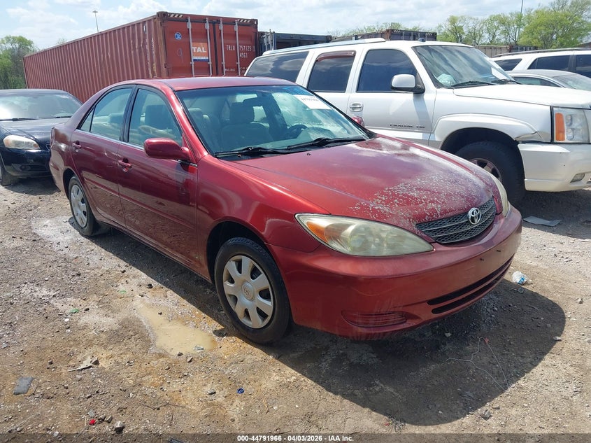 2004 Toyota Camry Le