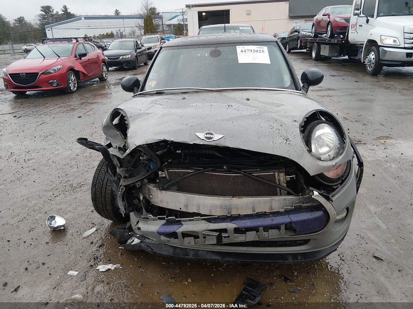 2017 Mini Hardtop Cooper VIN: WMWXP5C37H3B15847 Lot: 44792025