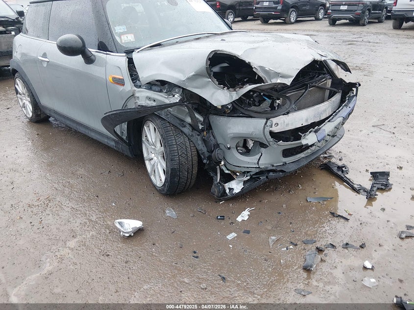 2017 Mini Hardtop Cooper VIN: WMWXP5C37H3B15847 Lot: 44792025