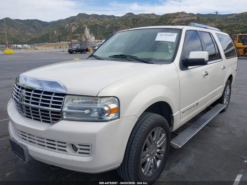 2008 Lincoln Navigator L