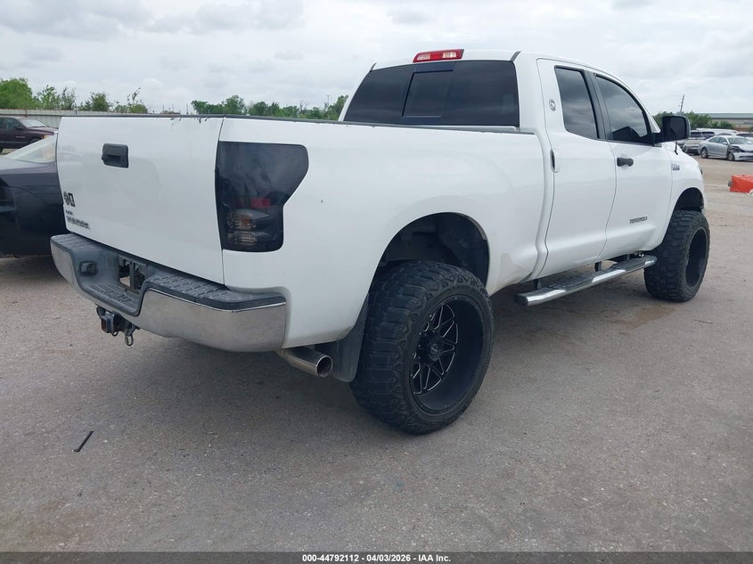 2012 Toyota Tundra Grade 5.7L V8