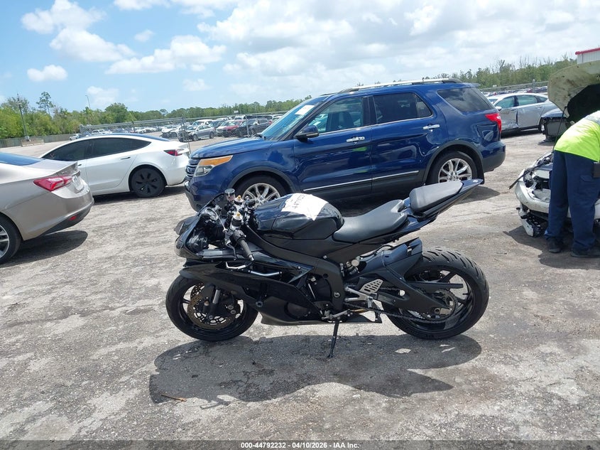 2011 Yamaha Yzfr6 VIN: JYARJ16E8BA021569 Lot: 44792232