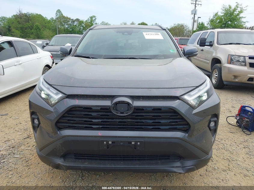 2025 Toyota Rav4 Xle Premium VIN: 2T3A1RFV7SW556815 Lot: 44792300