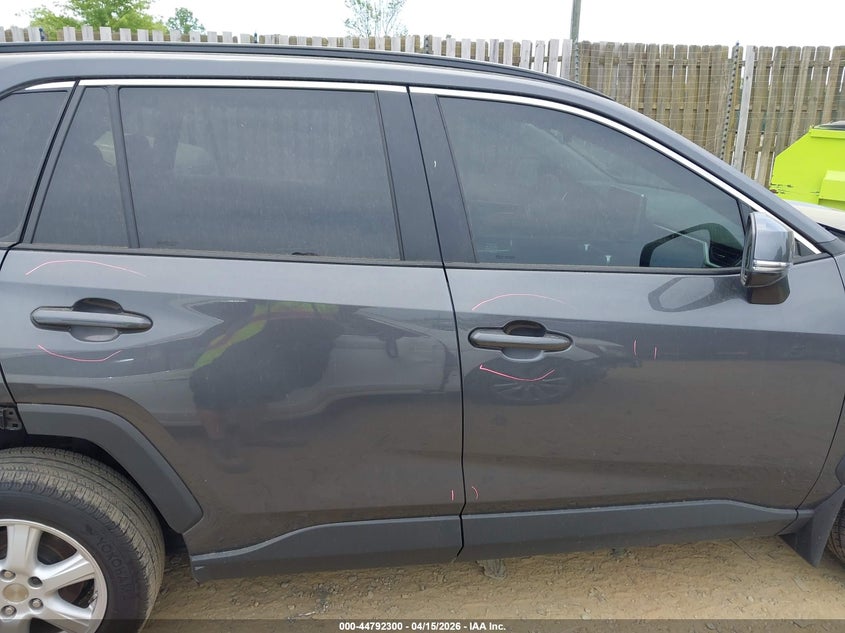 2025 Toyota Rav4 Xle Premium VIN: 2T3A1RFV7SW556815 Lot: 44792300