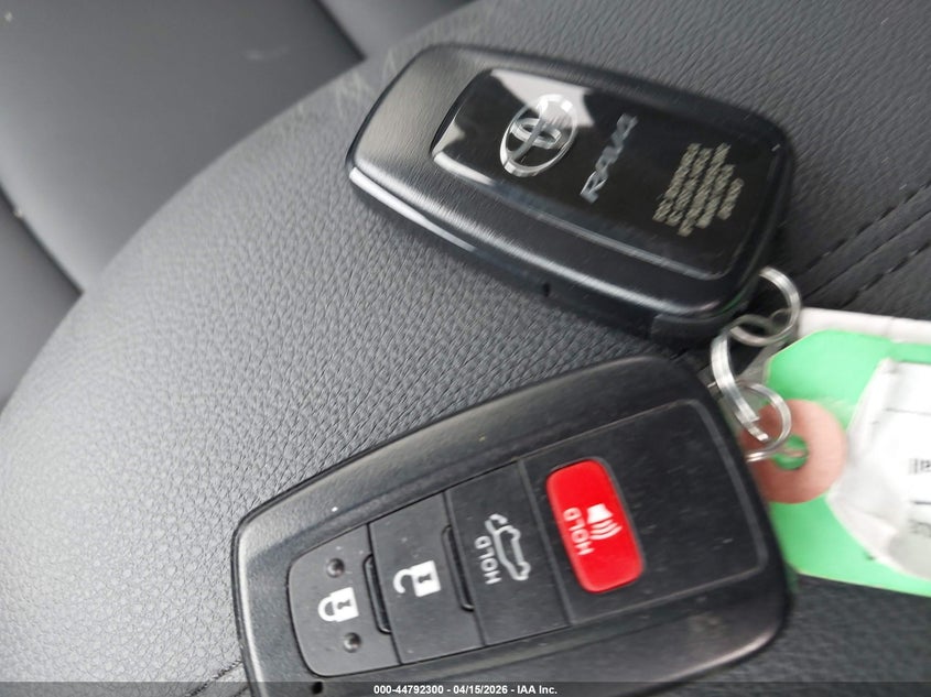 2025 Toyota Rav4 Xle Premium VIN: 2T3A1RFV7SW556815 Lot: 44792300