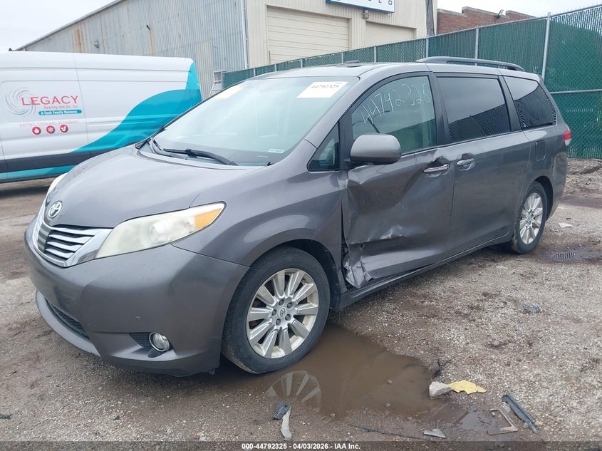 2011 Toyota Sienna Limited V6