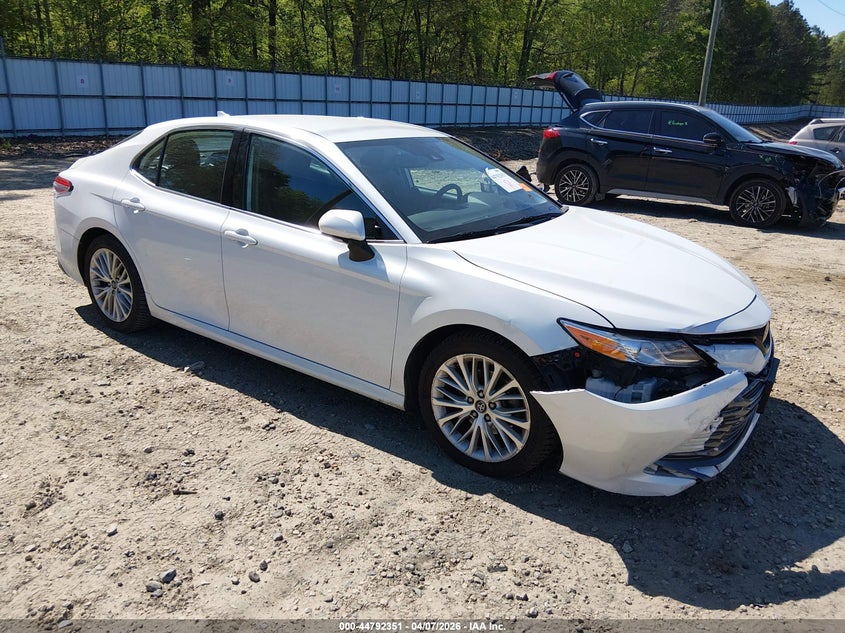 2020 Toyota Camry Xle