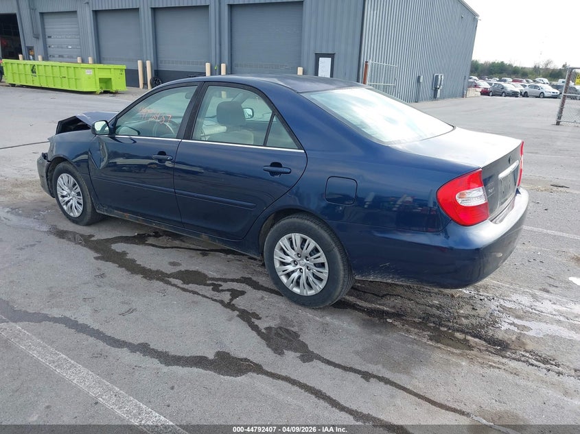 2004 Toyota Camry Le