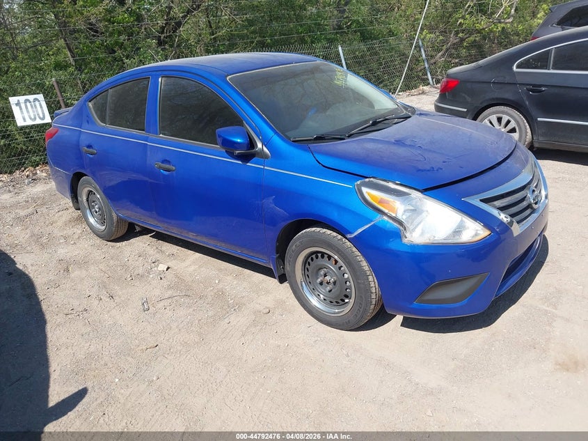 2017 Nissan Versa 1.6 S+