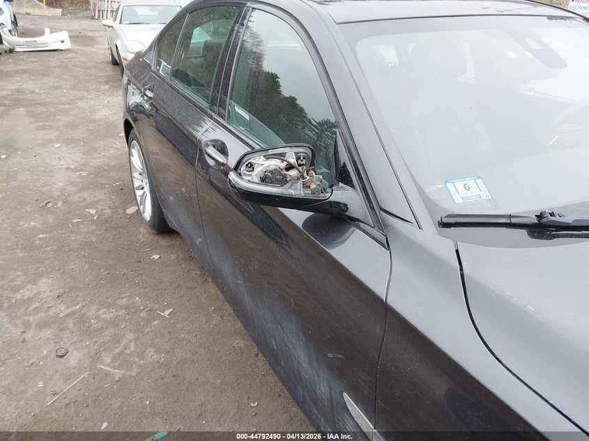 2015 BMW 750I xDrive VIN: WBAYB6C52FD225381 Lot: 44792490