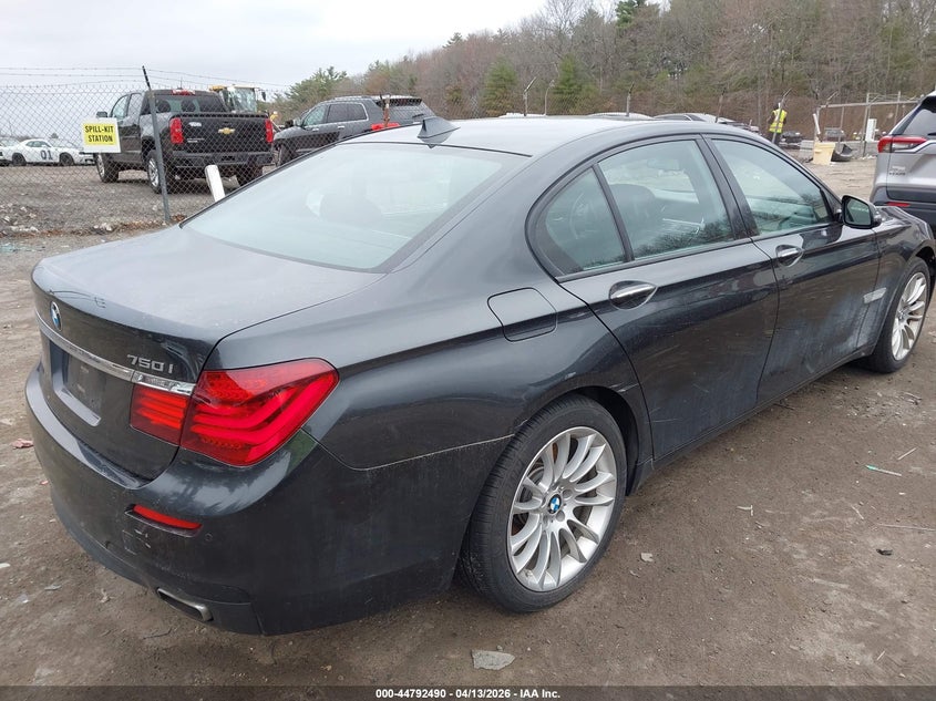 2015 BMW 750I auction photo 4