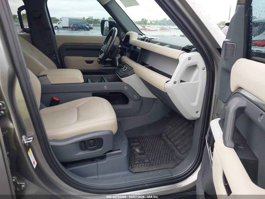 2023 Land Rover Defender 110 S