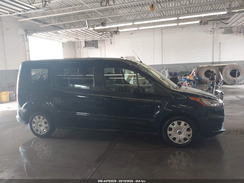 AtlanticExpress - Ford Transit Connect