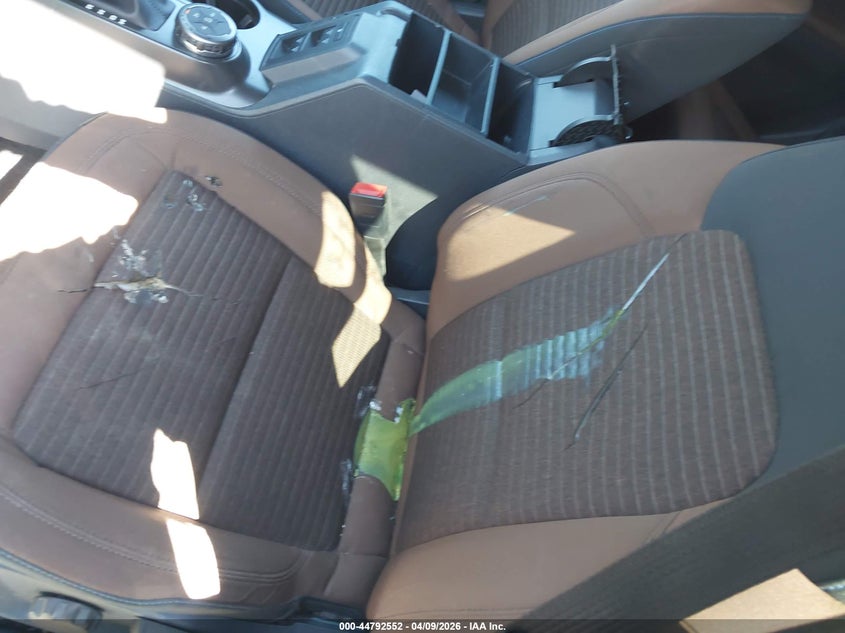 2021 Ford Bronco Outer Banks VIN: 1FMDE5BH2MLA68691 Lot: 44792552