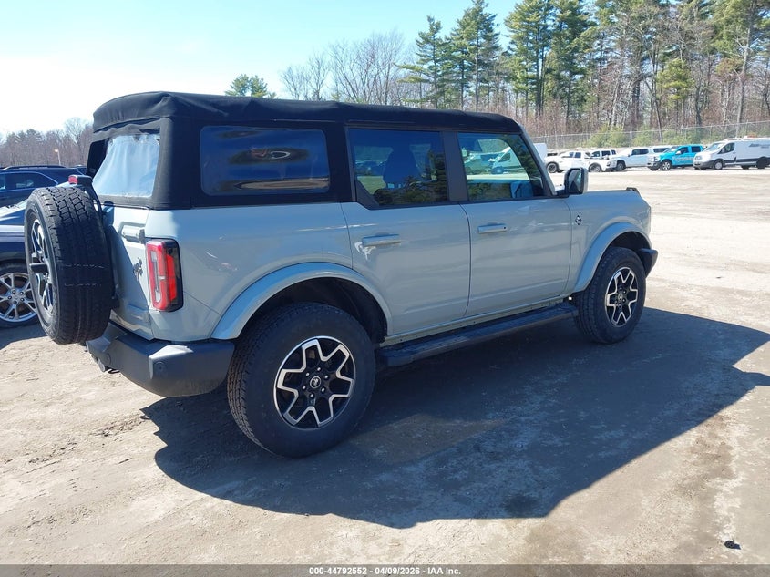 2021 Ford Bronco Outer Banks