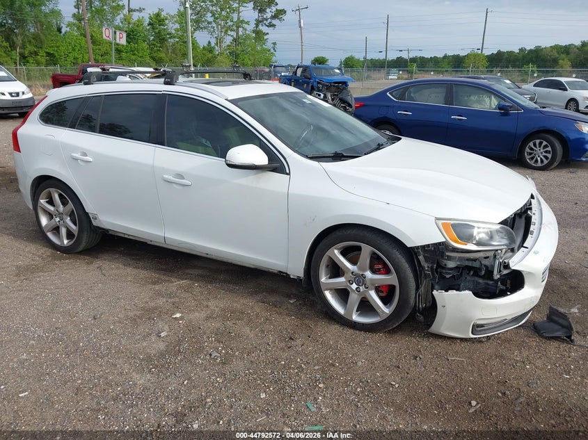 2015 Volvo V60 T5 Premier Plus