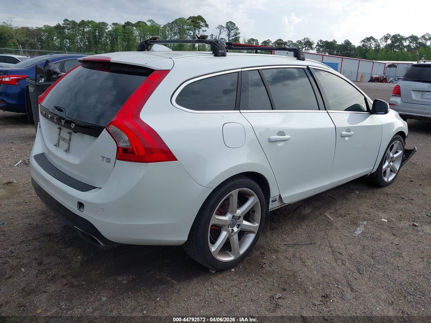 2015 Volvo V60 T5 Premier Plus