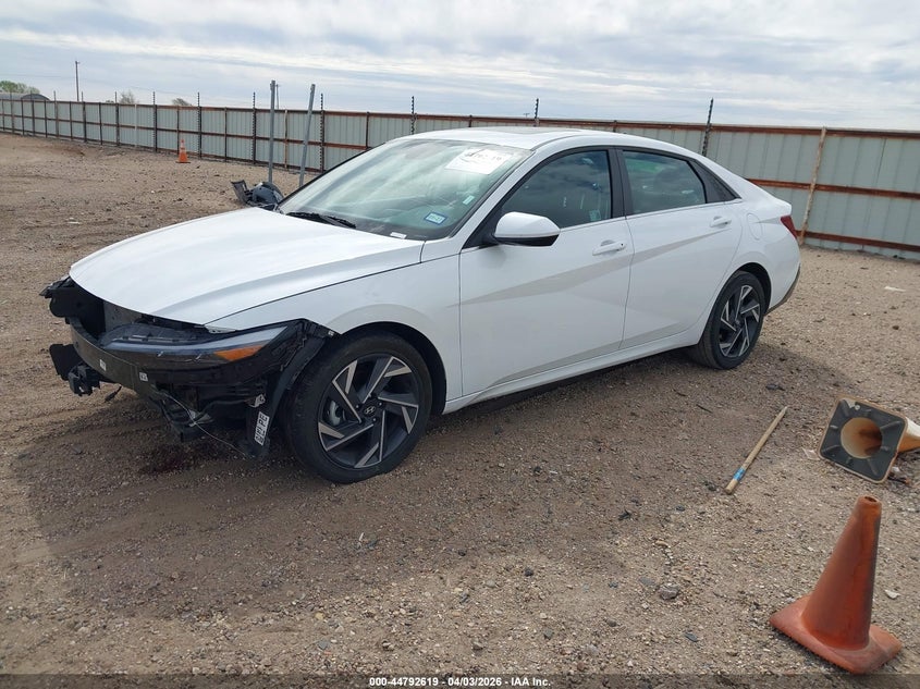 2025 Hyundai Elantra Sel Convenience