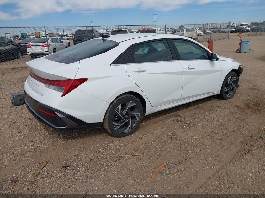 2025 Hyundai Elantra Sel Convenience