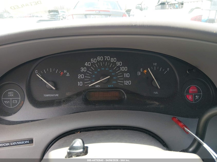 2000 Buick Century Custom VIN: 2G4WS52J3Y1100662 Lot: 44792640