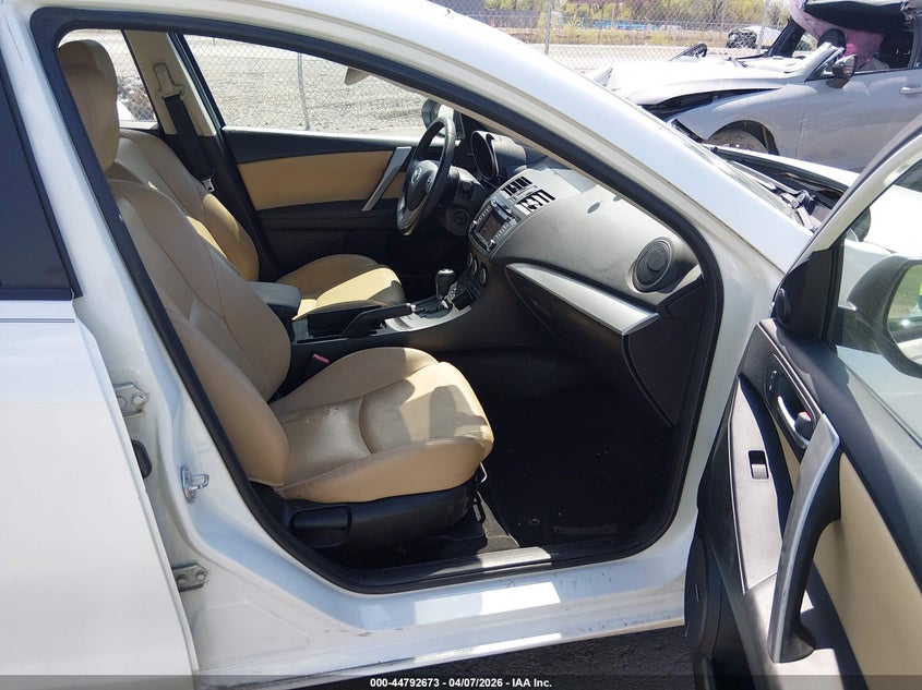 2013 Mazda Mazda3 I Grand Touring