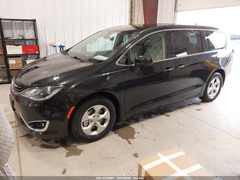2018 Chrysler Pacifica Hybrid Touring Plus