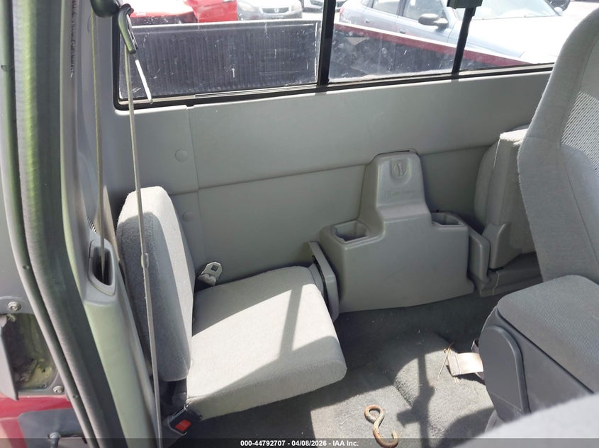 2000 Mazda B3000 Se/Tl VIN: 4F4YR16V9YTM16728 Lot: 44792707