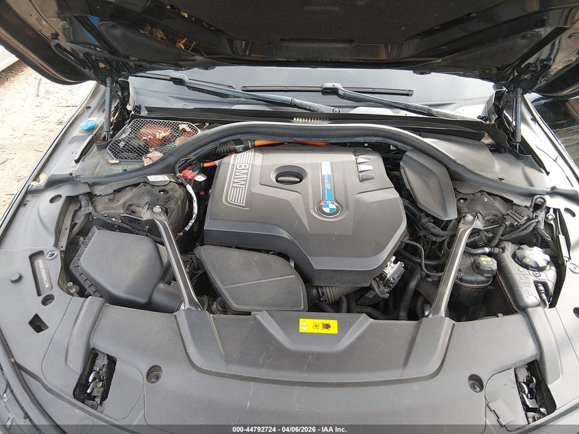 2018 BMW 740E xDrive Iperformance VIN: WBA7J2C50JB246337 Lot: 44792724