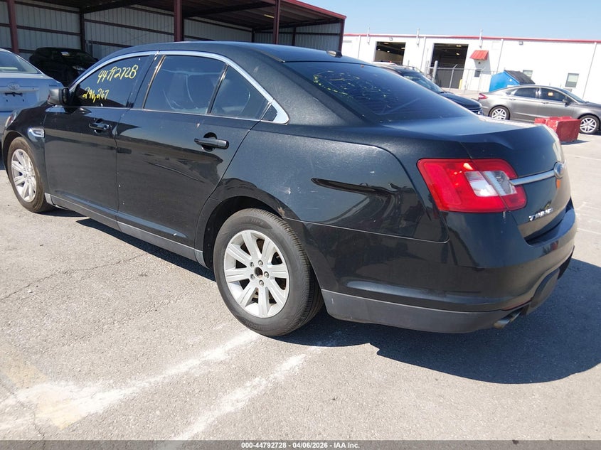 2010 Ford Taurus Se