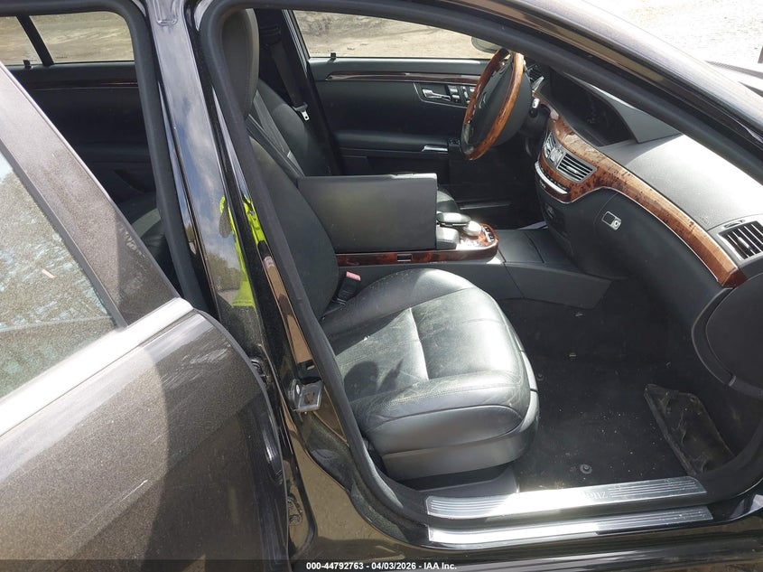 2009 Mercedes-Benz S 550 4Matic