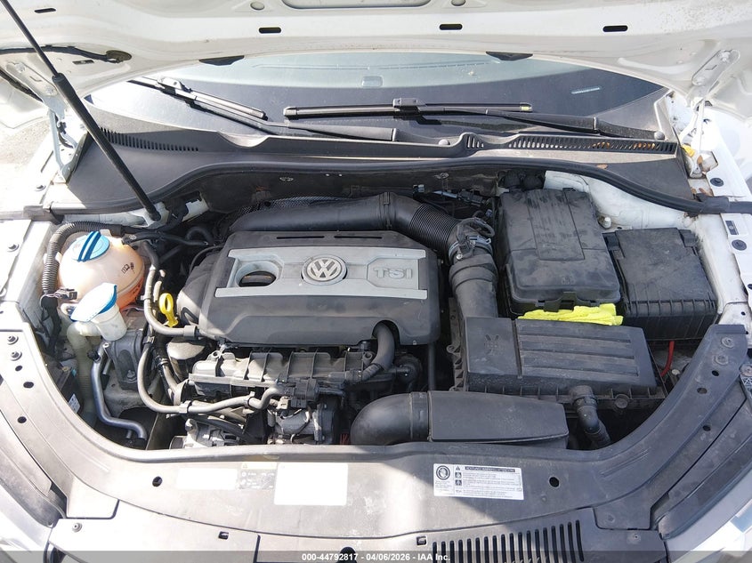 2014 Volkswagen Eos Komfort VIN: WVWBW8AH3EV000658 Lot: 44792817