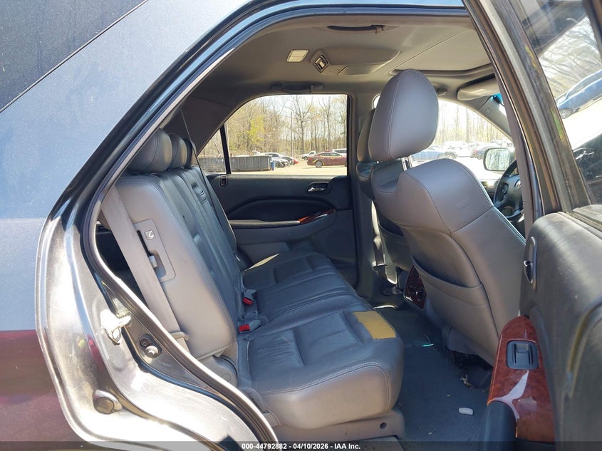 2004 Acura Mdx VIN: 2HNYD18984H553636 Lot: 44792882