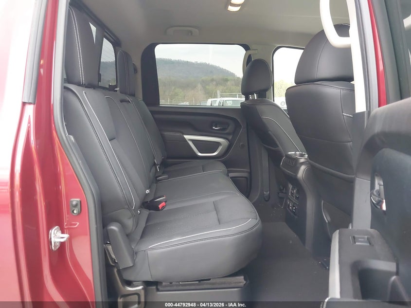 2019 Nissan Titan Platinum Reserve/Pro-4X/S/Sl/Sv VIN: 1N6AA1E52KN523115 Lot: 44792948